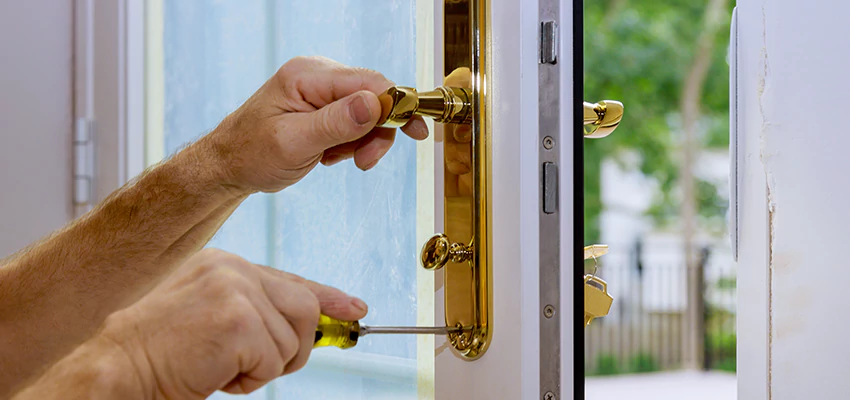 Local Locksmith For Key Duplication in Country Club, FL